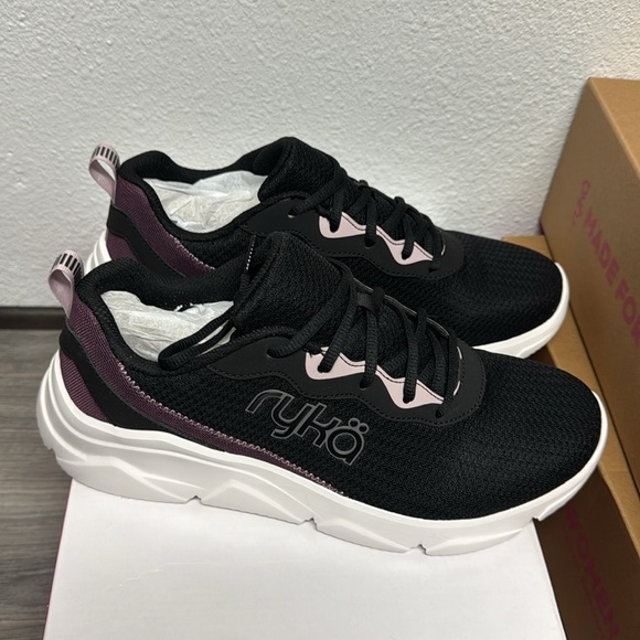Ryka Lace-Up Max Cushion Mesh Washable Sneakers-Glide (WIDE) - Picture 6 of 7